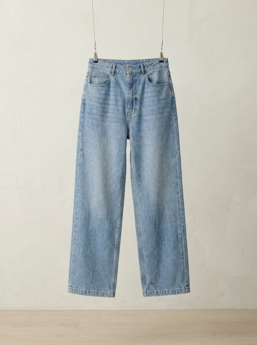 High-Rise Jeans B102