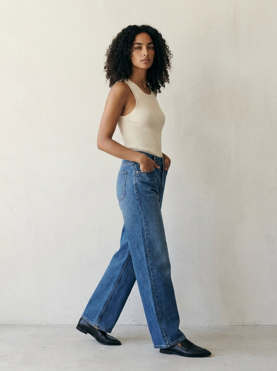 Dark Wash Wide-Leg Jeans B97